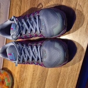 Nike Women's Gray and Pink Running Shoes